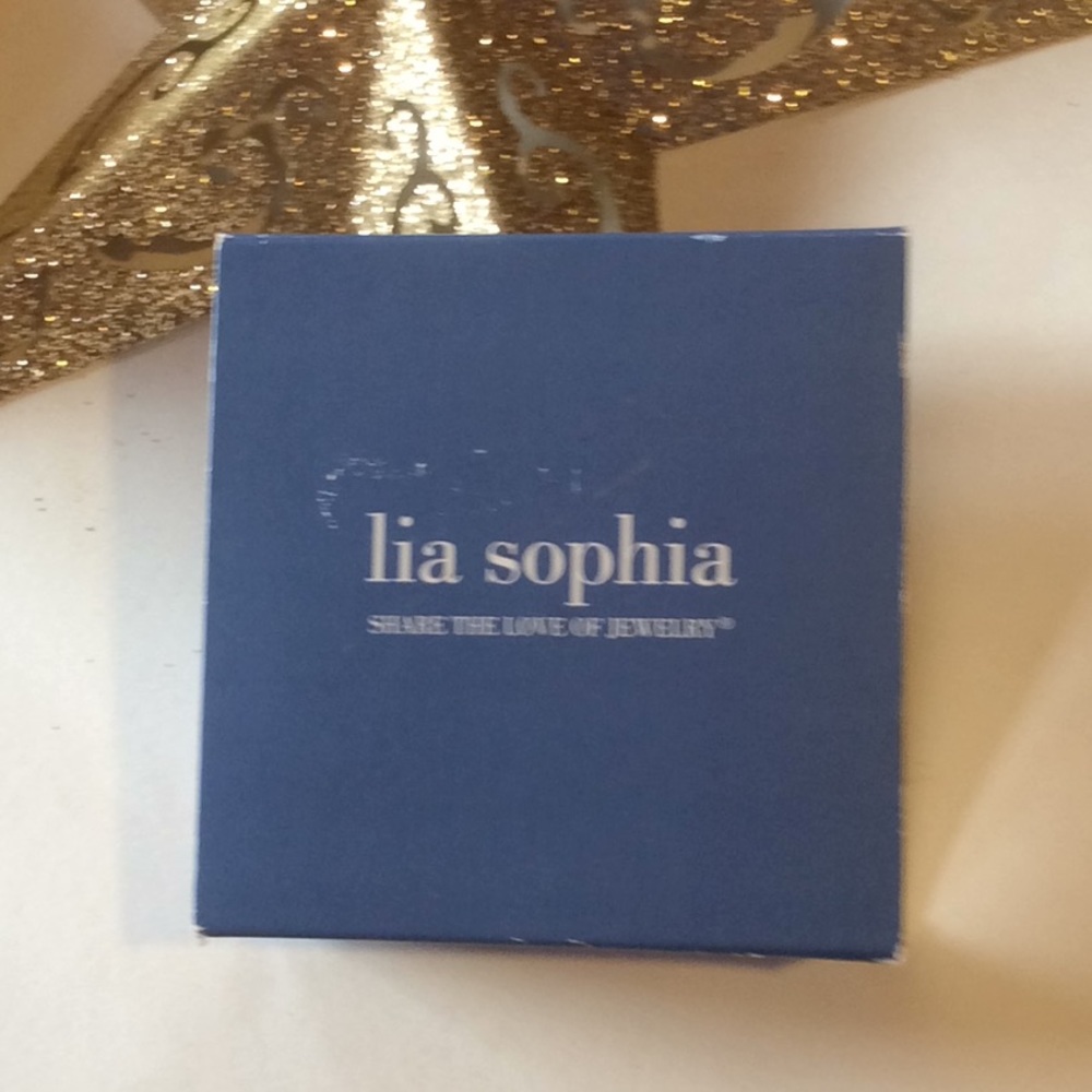 LIA SOPHIA ELEGANT EARRINGS ❤️ - Picture 4 of 4